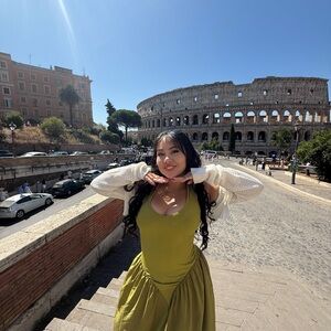 GET TO KNOW YOUR FAV POSHER 💕